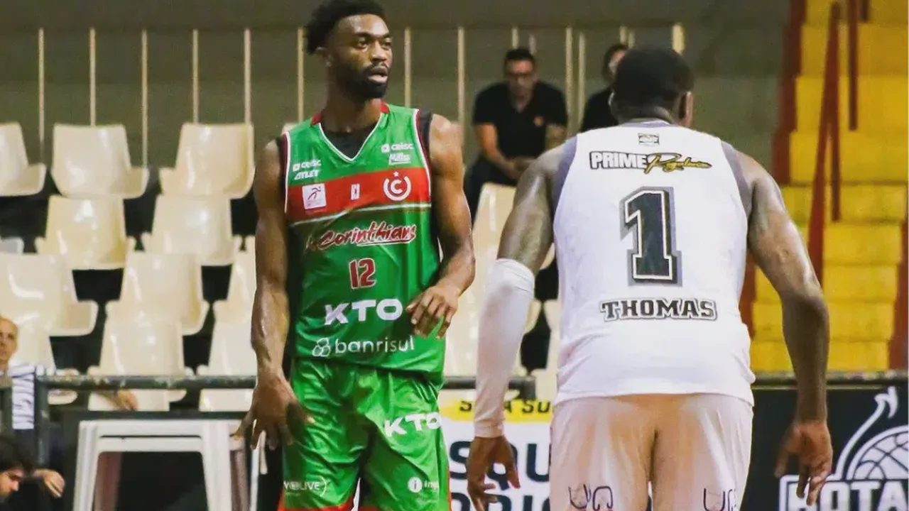 Quadra do Ginásio Poliesportivo Arnao em Santa Cruz do Sul durante partida do NBB entre União Corinthians e Botafogo