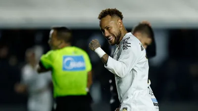 Pentacampeões gritam o nome de Neymar e Ancelotti tem até domingo para ouvir