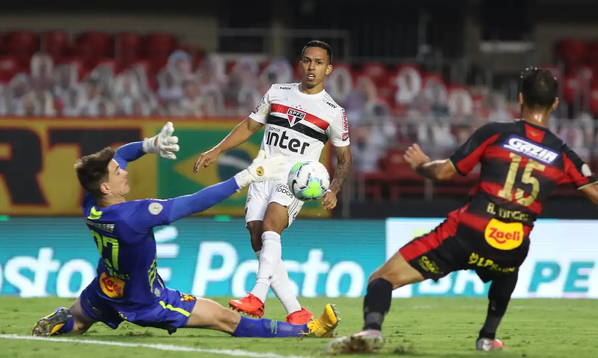 A versão do vencedor naquela noite A cesta que o Ginásio do Morumbi ainda s