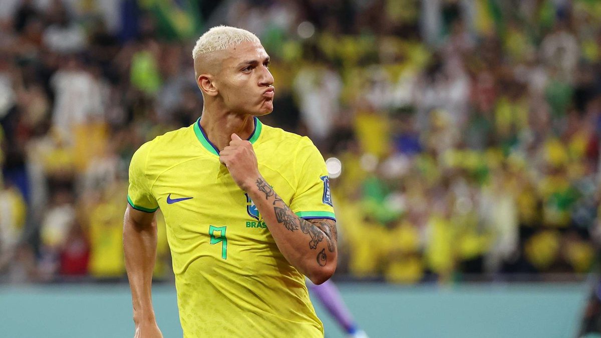 Richarlison no fundo do poço após a derrota para a Croácia Richarlison pesquisav