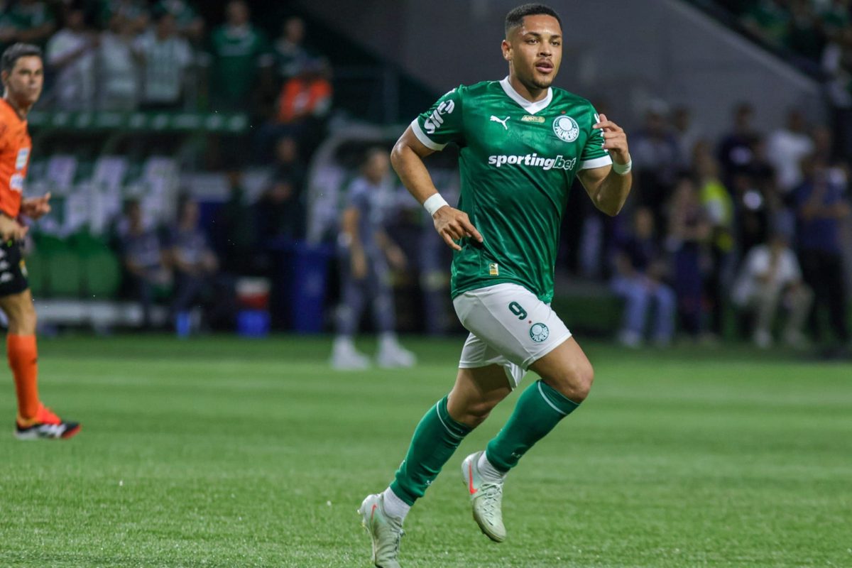 A planilha completa, número a número Vitor Roque frente a frente com Pedro Ro