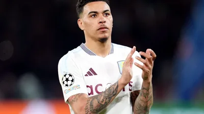 Morgan Rogers decidiu o primeiro tempo e colocou Birmingham no centro do futebol europeu