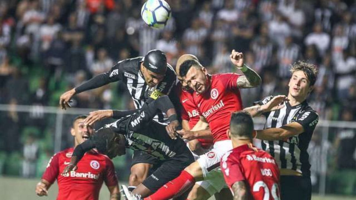 O que levou Di María a virar o tabuleiro Di María desmonta o discurso de Milito