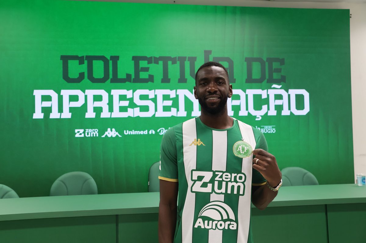Início de carreira Yannick Bolasie e os 37 anos que ainda a