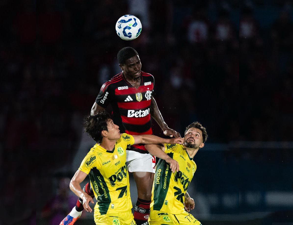 O Vitória não roubou nada — o Flamengo entregou O Flamengo ganhou em casa e foi