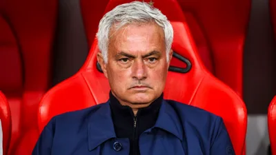 Mourinho segura a decisão até domingo e deixa a Europa em suspense