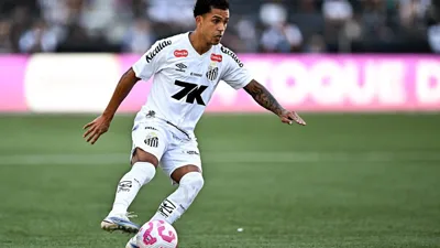 Romário vê Brasil sem um craque decisivo e coloca Vini Jr. no banco dos réus