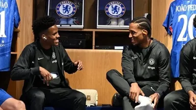 A reunião que pode tirar João Pedro do Chelsea acontece agora em Londres