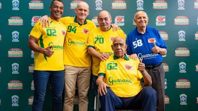 Guaraná Antarctica usa 64 anos de história da Seleção para vender a Copa
