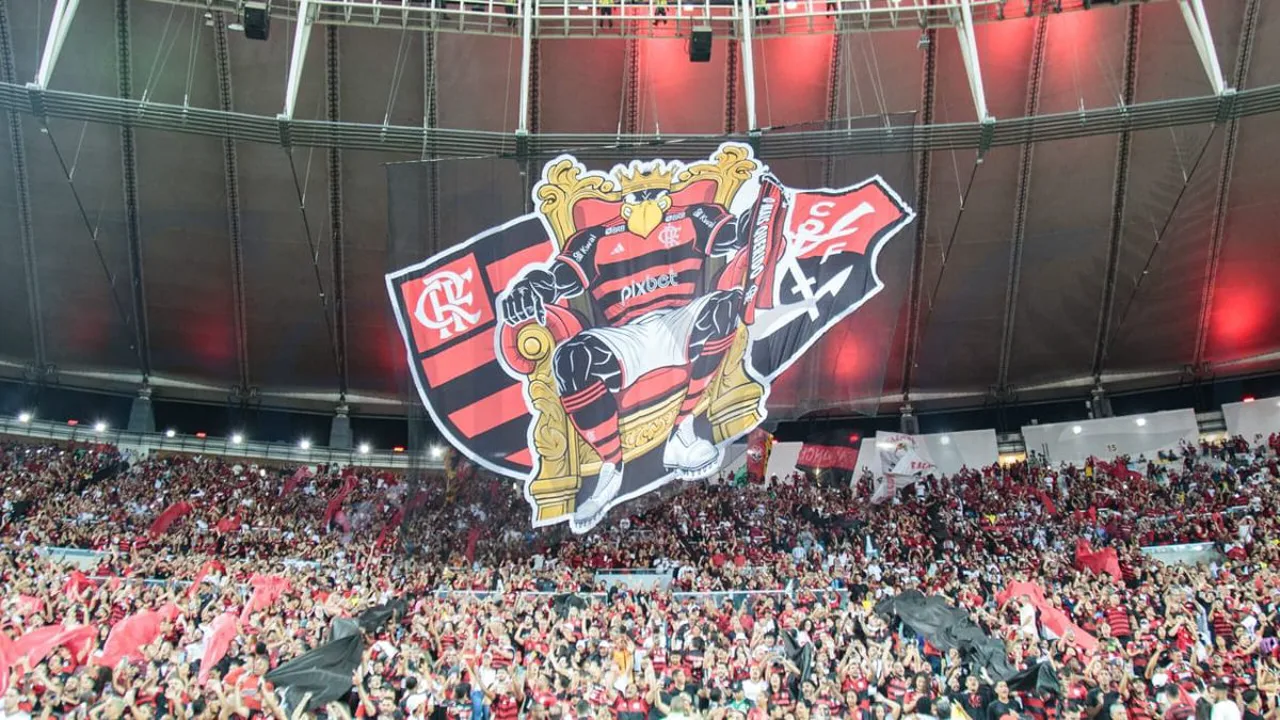 Presidente do Flamengo Luiz Eduardo Baptista em evento de inovação apresentando novos projetos do clube