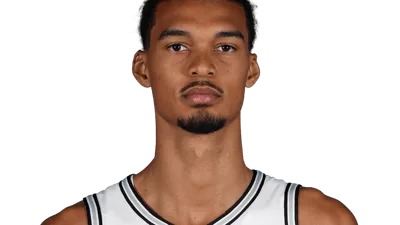 Gobert elogiou Wemby enquanto o francês destruía sua defesa