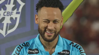 Elano quer Neymar na Copa e a pergunta que Ancelotti ainda não respondeu