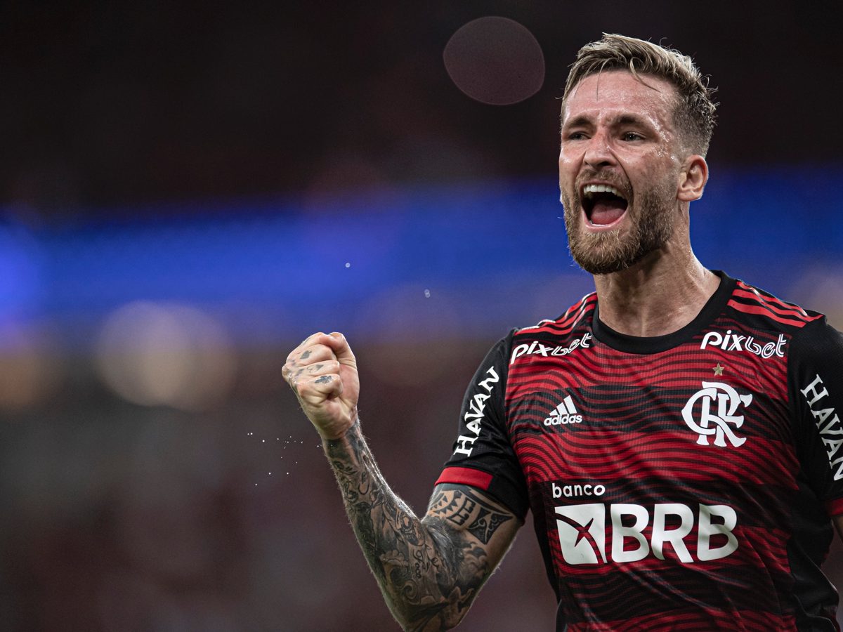 O dado que ninguém olha mas explica tudo Por que Léo Pereira se tornou o zagueir
