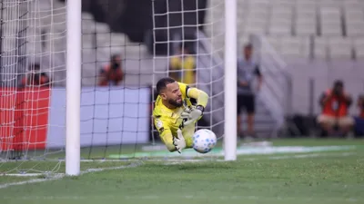 O goleiro que superou o mito e salvou o Galo no momento mais improvável