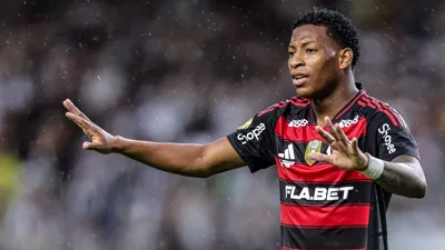 O vídeo que o Flamengo apagou da memória — e o que ele revela sobre Plata