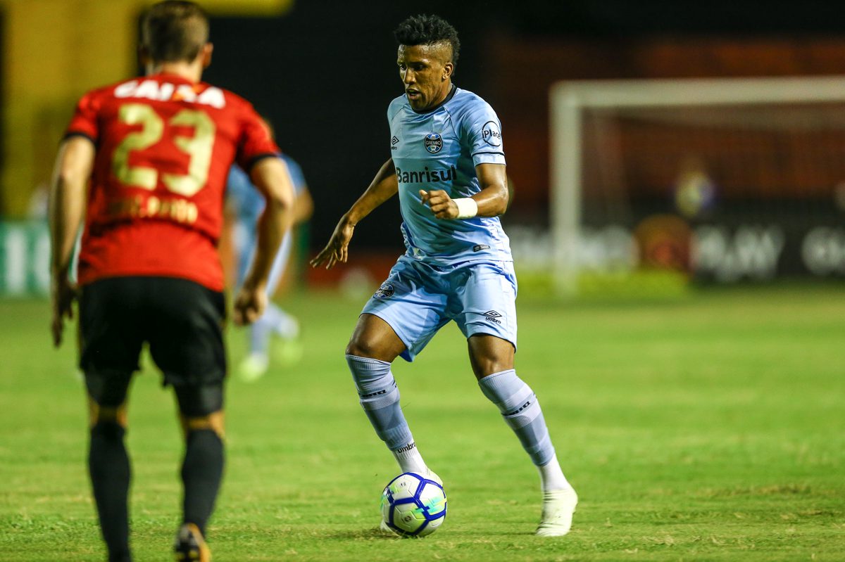 A lesão de Balbuena e o buraco que Luís Eduardo precisa tapar Luís Eduardo tem 1