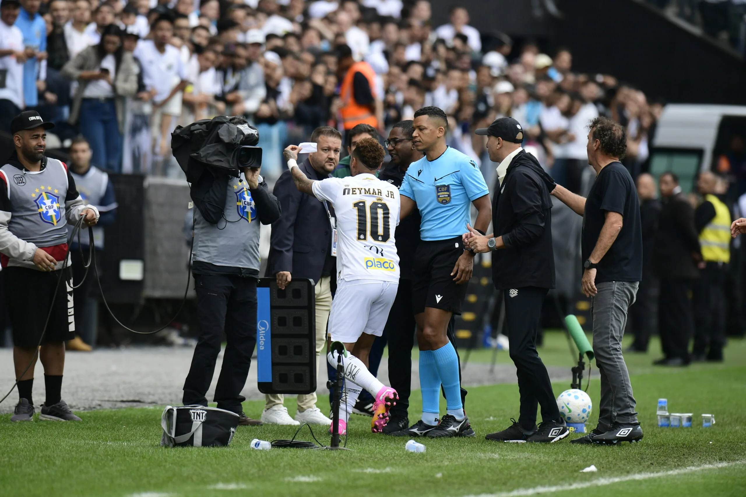 A métrica que Ancelotti ainda não fechou no laboratório tático Rivellino alerta
