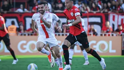 Criciúma e Atlético Goianiense dividem pontos em 1 a 1 no Heriberto Hülse
