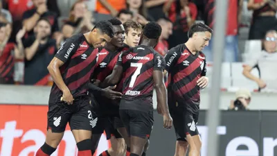 R$ 5 milhões e uma vaga que o Athletico não pode deixar escapar