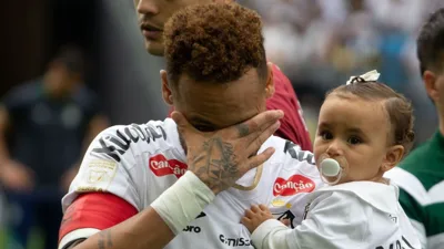 Patrocinador pede Neymar, torcida desanima e Ancelotti decide hoje os 26