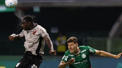 Barboza escolheu o Palmeiras entre três clubes e o Botafogo precisava do dinheiro