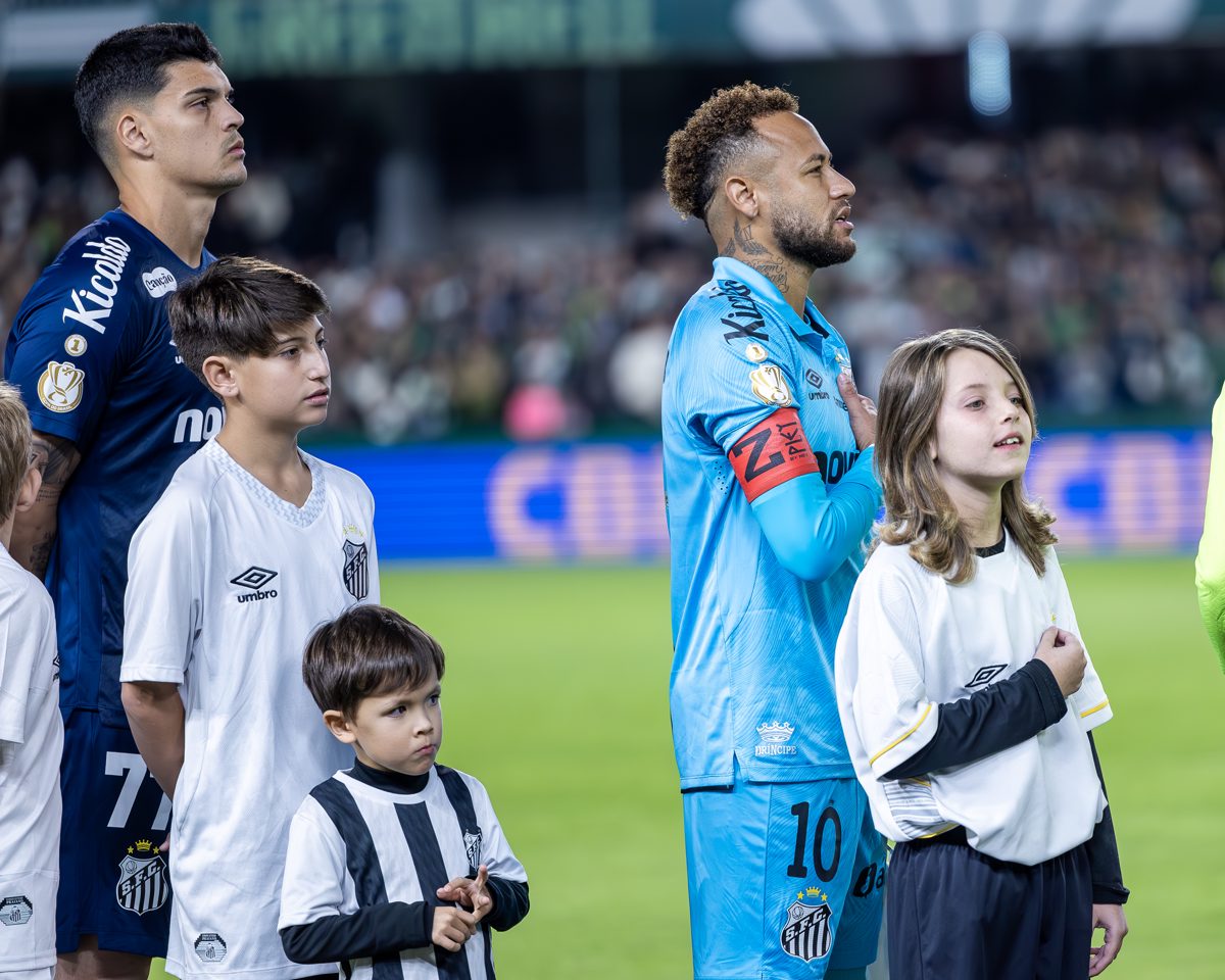 O que os números de Neymar e Thiago Silva dizem antes do anúncio Ancelotti não o