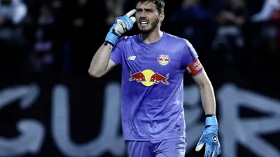 Por que Cleiton é o goleiro que o Bragantino não negocia por nada nesta temporada