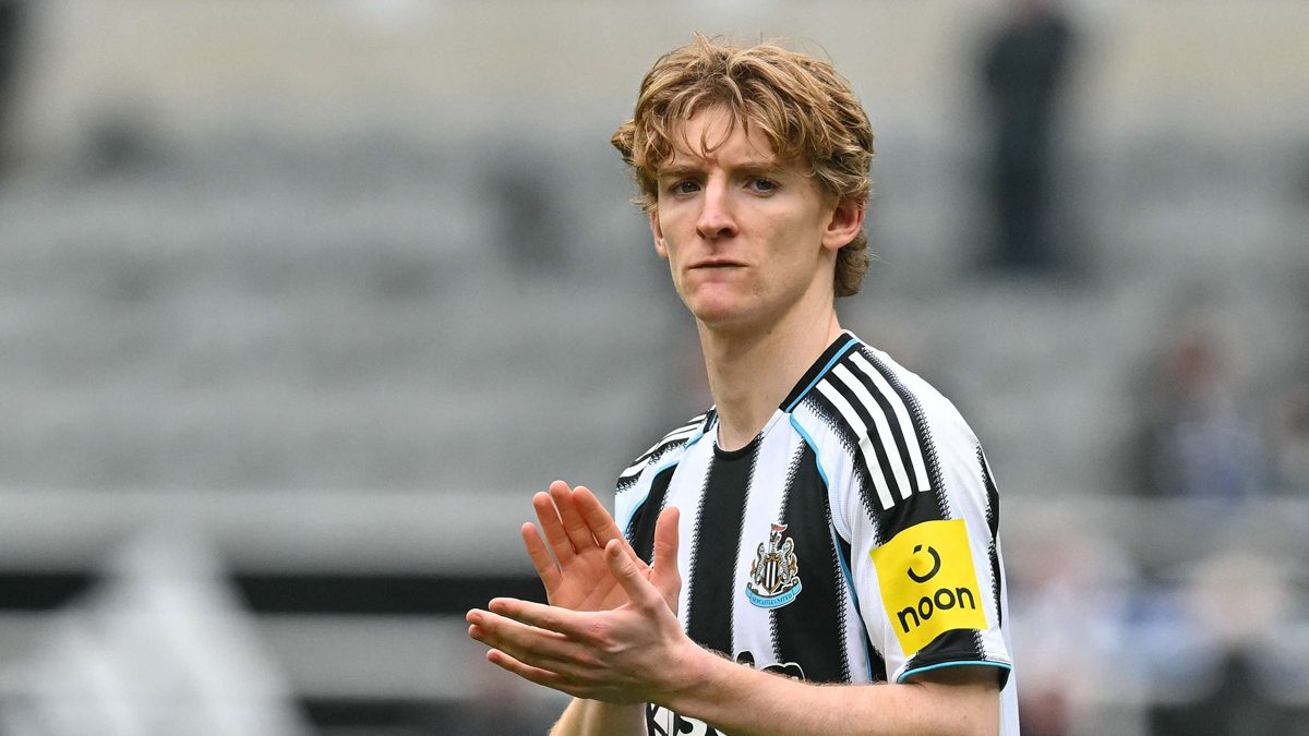 Se ele for transferido neste mercado Anthony Gordon e os três futuros que o N