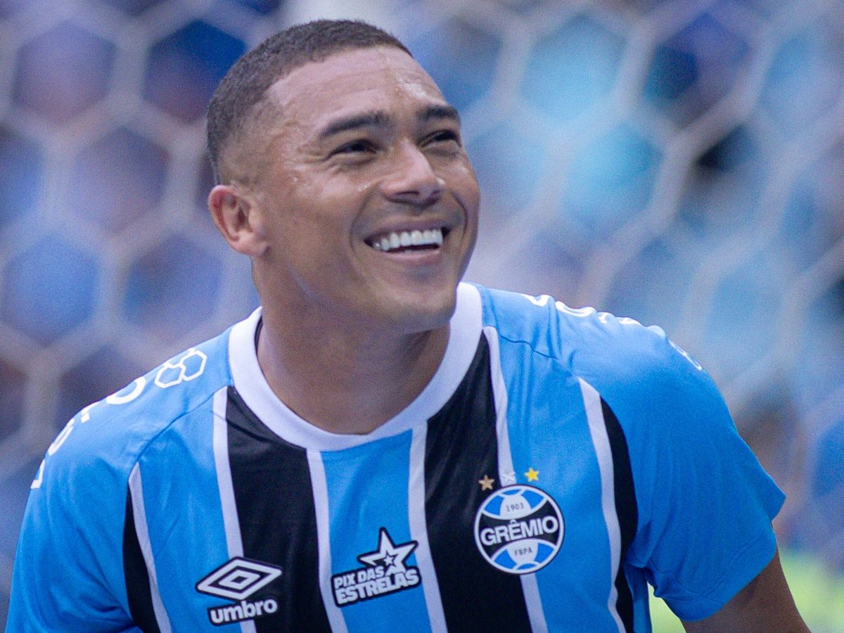 No vestiário do Tricolor a semana foi de alívio — mas não de descanso Grêmio não
