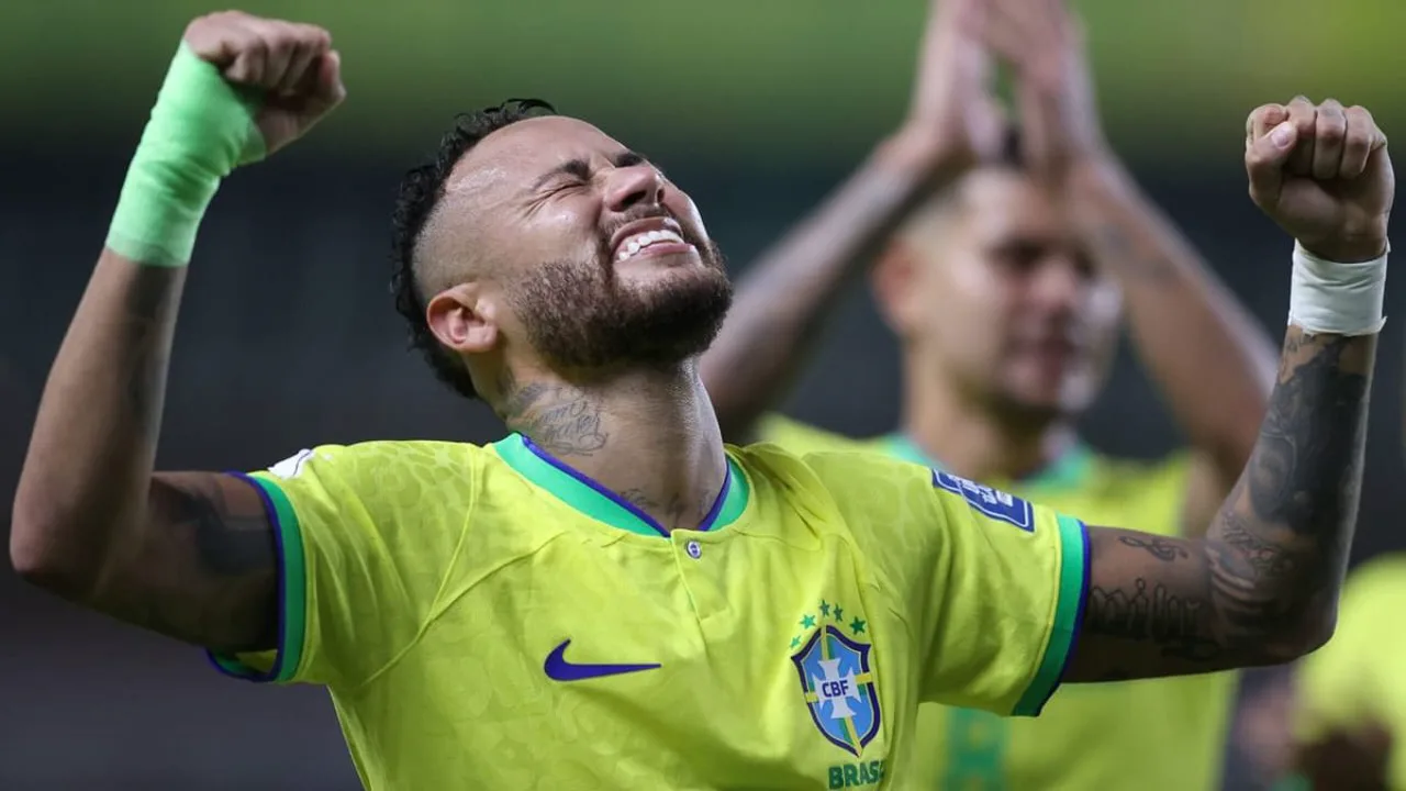 Neymar com a camisa da Seleção Brasileira ao lado de Richarlison e João Pedro em treino da Amarelinha