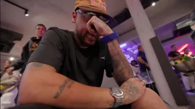 Neymar chora na convocação e o Santos já encerrou a parceria antes da Copa