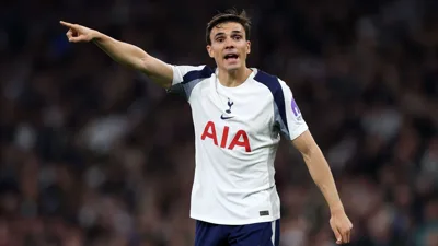 O Tottenham chegou à beira do abismo — e a queda foi em câmera lenta