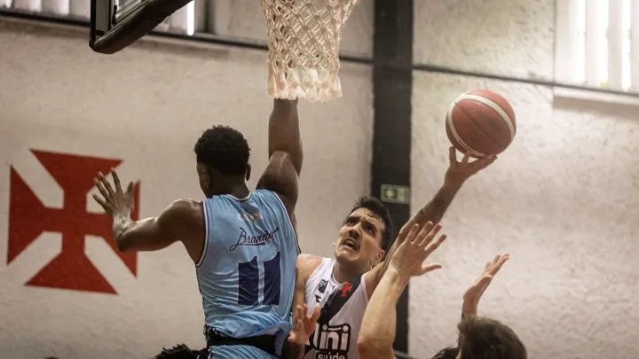 Quadra do São Januário Gymnasium durante partida do NBB entre Vasco e Brasília em dezembro de 2024