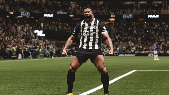 Hulk, atacante do Atlético Mineiro, com a camisa 7 em campo no Brasileirão Série A 2026