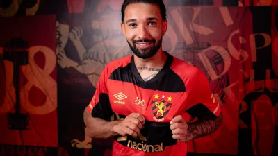 Clayson e os 31 anos que derrubam a tese de que tamanho é documento