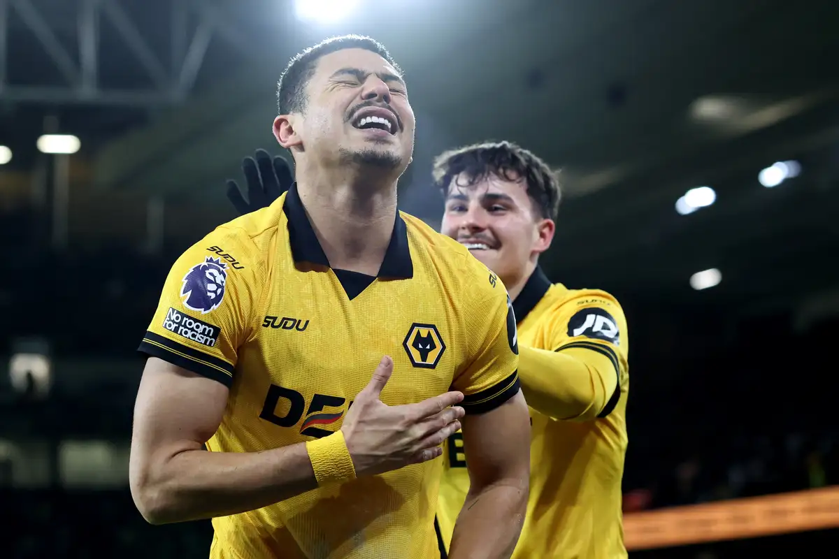 19 gols que reescrevem a hierarquia da Premier League 19 gols de bola parada e o