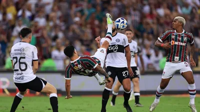 Cabeçada de Cuesta no fim do primeiro tempo derruba o Olimpia no Chaco