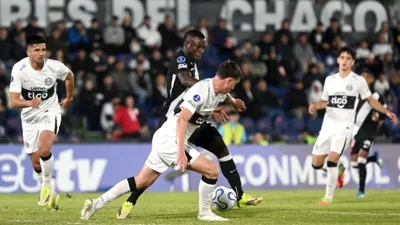 Vasco leva 7 sub-20 ao Defensores del Chaco e empata com o Olimpia