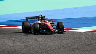 Alonso diz que F1 perdeu uma década inteira de corrida pura