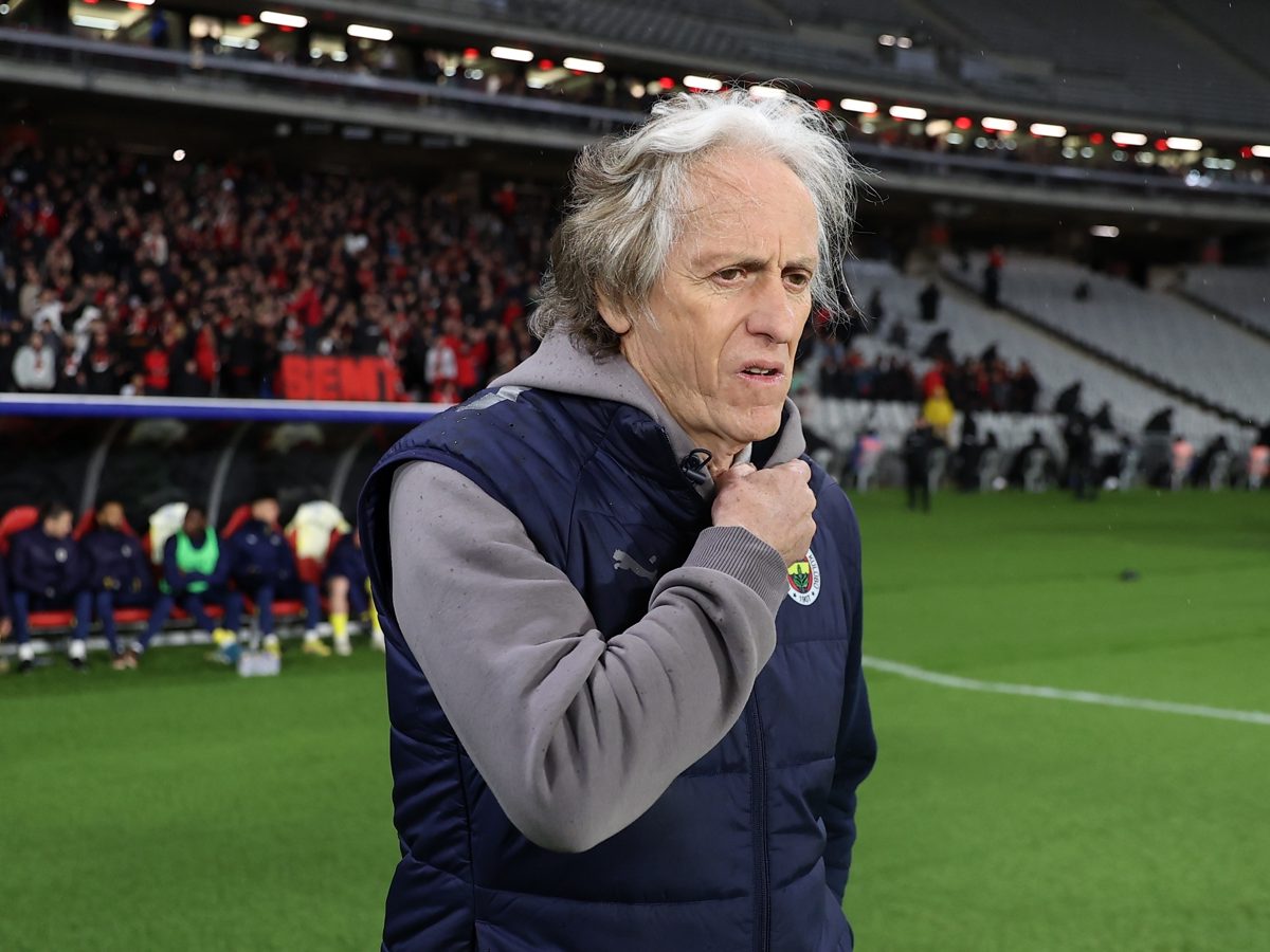 O que mudou no Fenerbahçe desde a última vez Jorge Jesus tem uma história para a