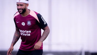 Memphis contrata fisioterapeuta próprio e expõe a fragilidade do DM corintiano