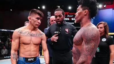 25 libras separam Usyk de Verhoeven — e o cinturão WBC está no meio