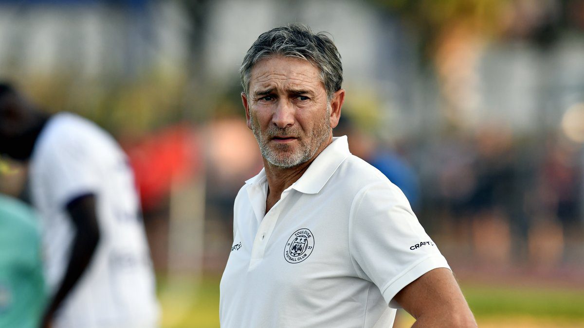 O momento em que tudo balançou Philippe Montanier e o Auxerre que apren