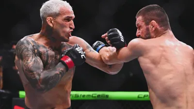 Canelo admite que o corpo não obedece mais — e Crawford provou isso