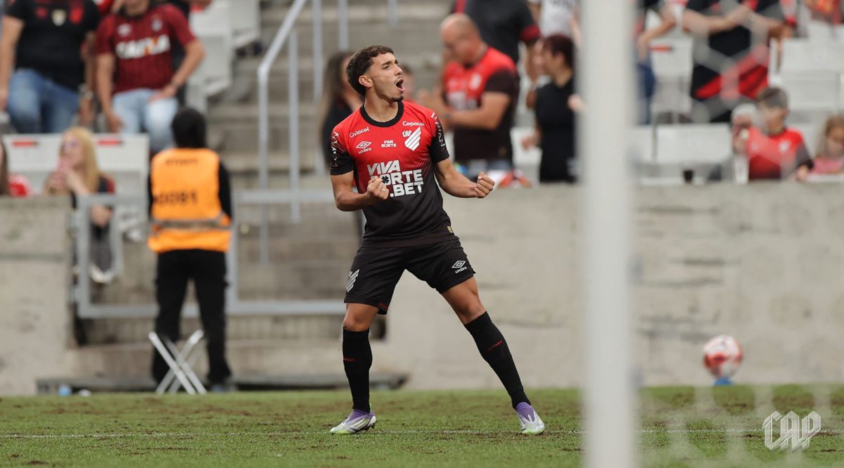 O Athletico que não convence desde o empate com o Flamengo Três jogos sem perder