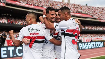 São Paulo no G4 e Botafogo atrás — quem pisca primeiro no Morumbis