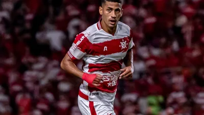 A trajetória de Hereda — do Cruzeiro aos 33 jogos que definem um zagueiro na Série A