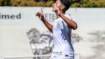 Luiz Fernando e os 29 anos de um atacante que o Brasil ainda não terminou de ler