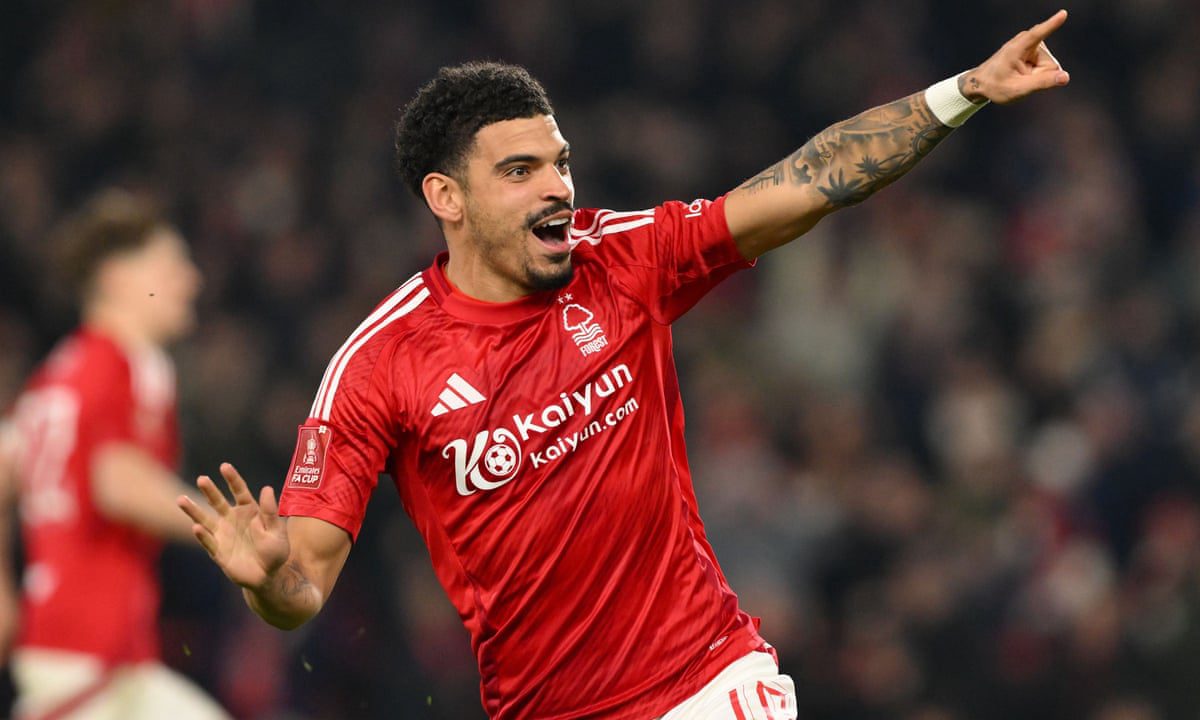 Como o jogo chegou até esse instante Gibbs-White abre, Tavernier empata e For