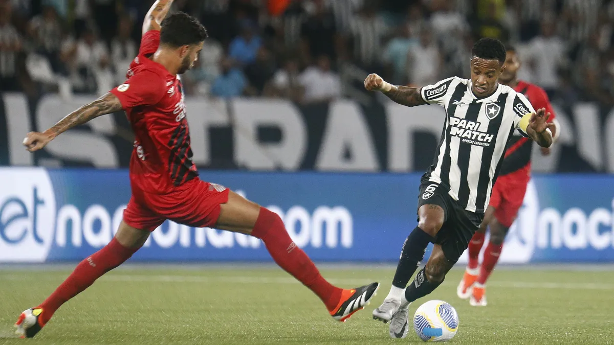 O time mandante entrou pensando em Jajá expulso no fim salva ponto do Athle